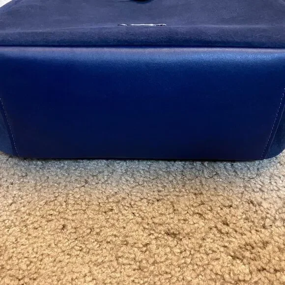 NWT Coach Hadley Convertible Crossbody Bag in True Navy - Picture 4 of 8